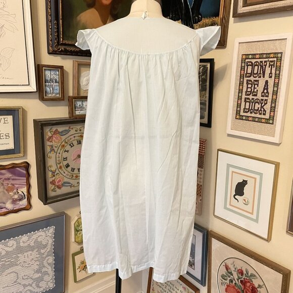 80s Vintage Light Blue Embroidered Nightgown with Lace Trim and Ruffle Sleeves L - Picture 4 of 5